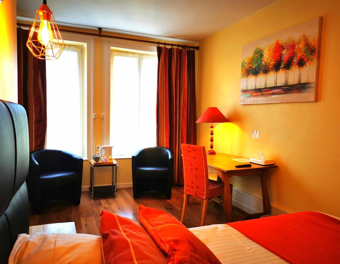 Logis La Sapiniere Hotel Remilly-Aillicourt ภายนอก รูปภาพ