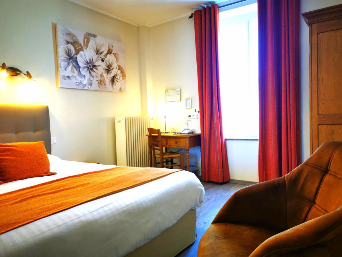 Logis La Sapiniere Hotel Remilly-Aillicourt ภายนอก รูปภาพ