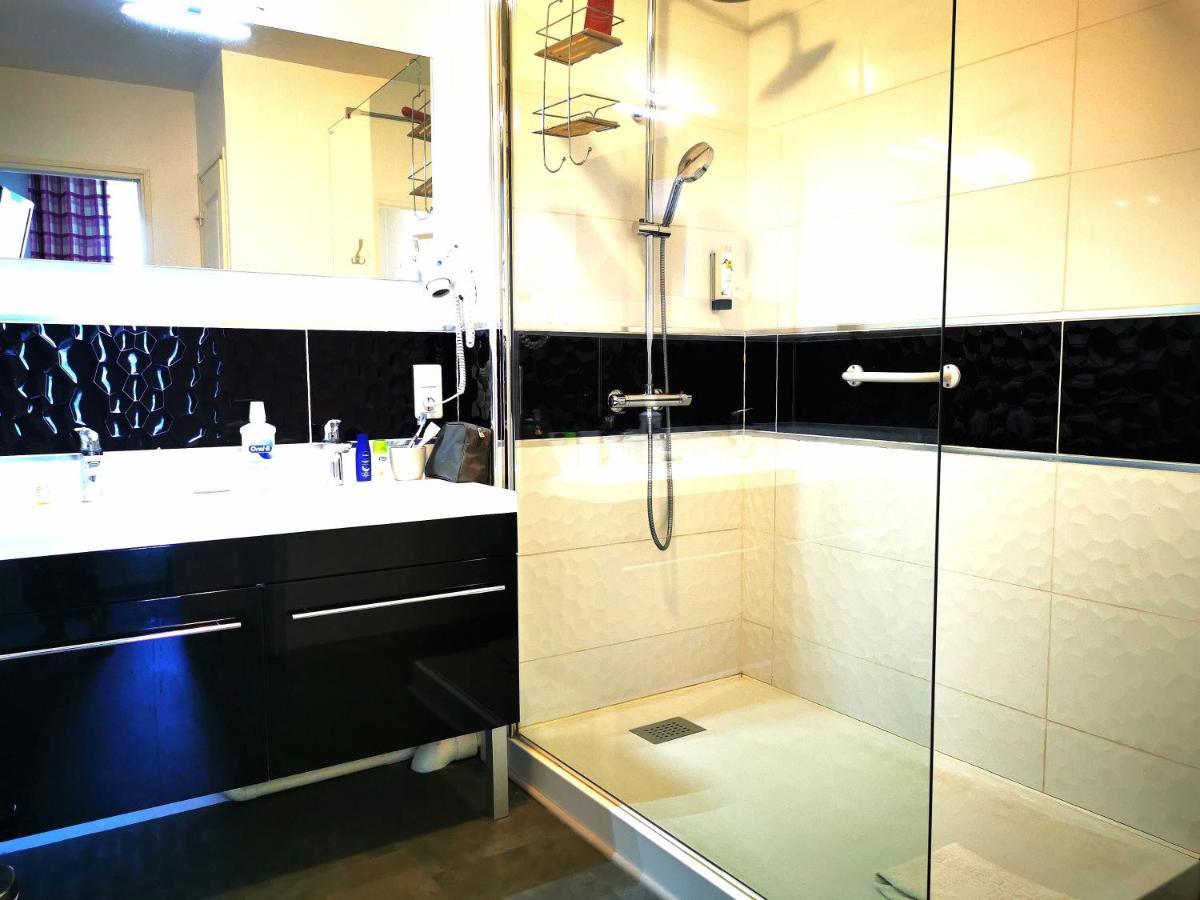 Logis La Sapiniere Hotel Remilly-Aillicourt ภายนอก รูปภาพ