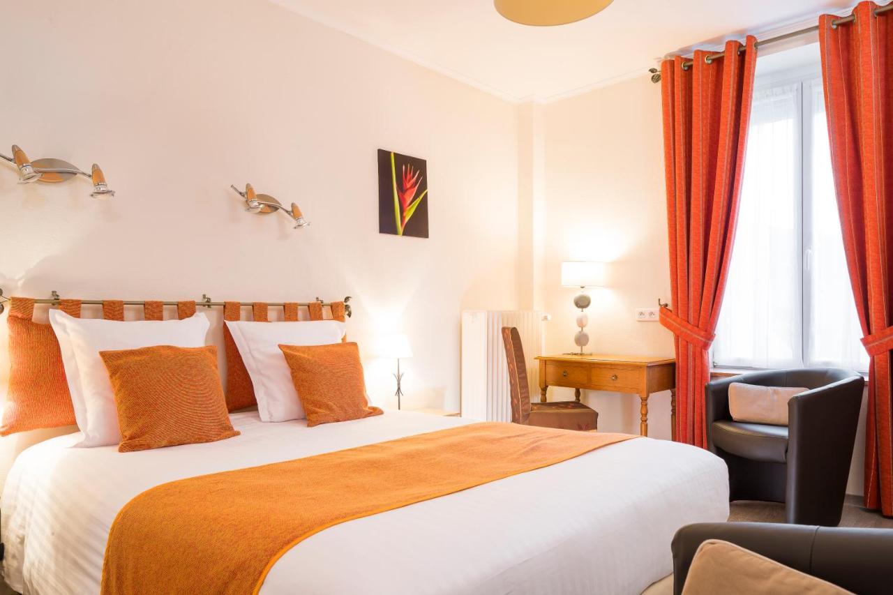Logis La Sapiniere Hotel Remilly-Aillicourt ภายนอก รูปภาพ